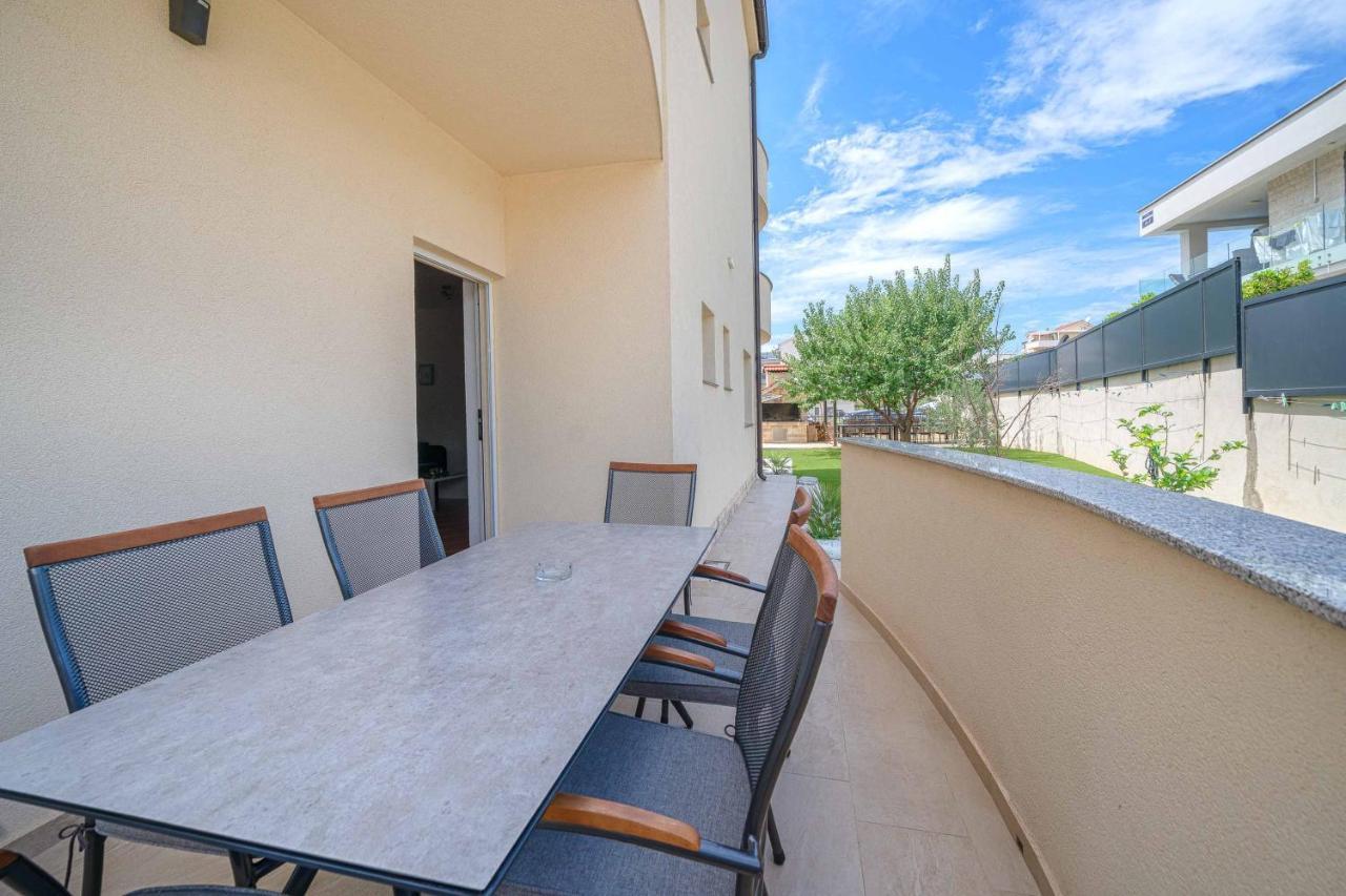 Apartments Miskovic Vodice Exterior foto